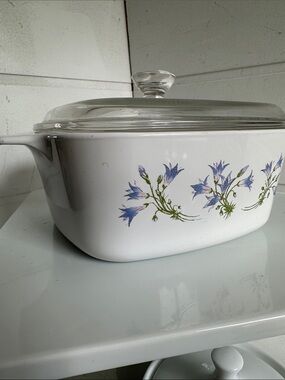 Vintage Corning Ware 1.5 liter casserole with lid Blue Dusk (bluebells)